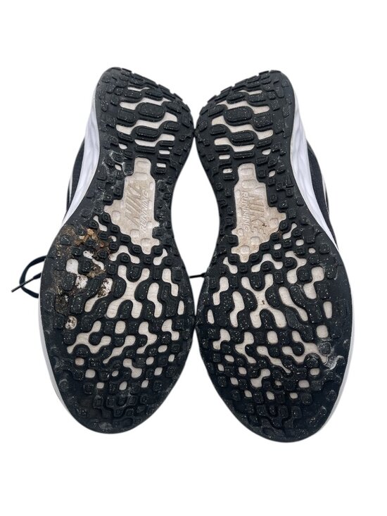 Size 8.5 - Men’s Nike Revolution 6 Next Nature Black White / DC3728-003